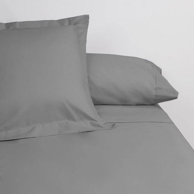 Ropa de cama en color gris