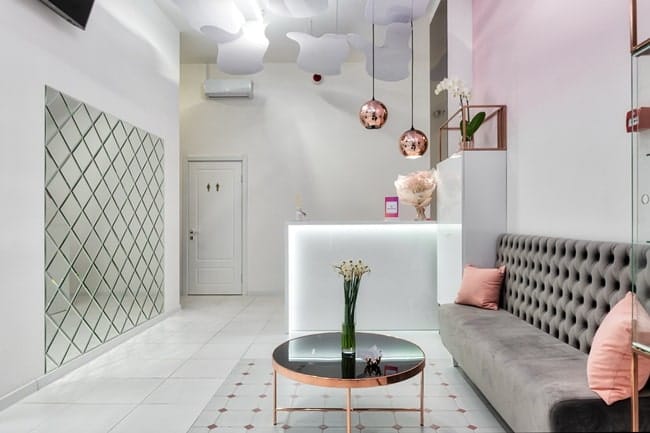Muebles para la recepción de una oficina